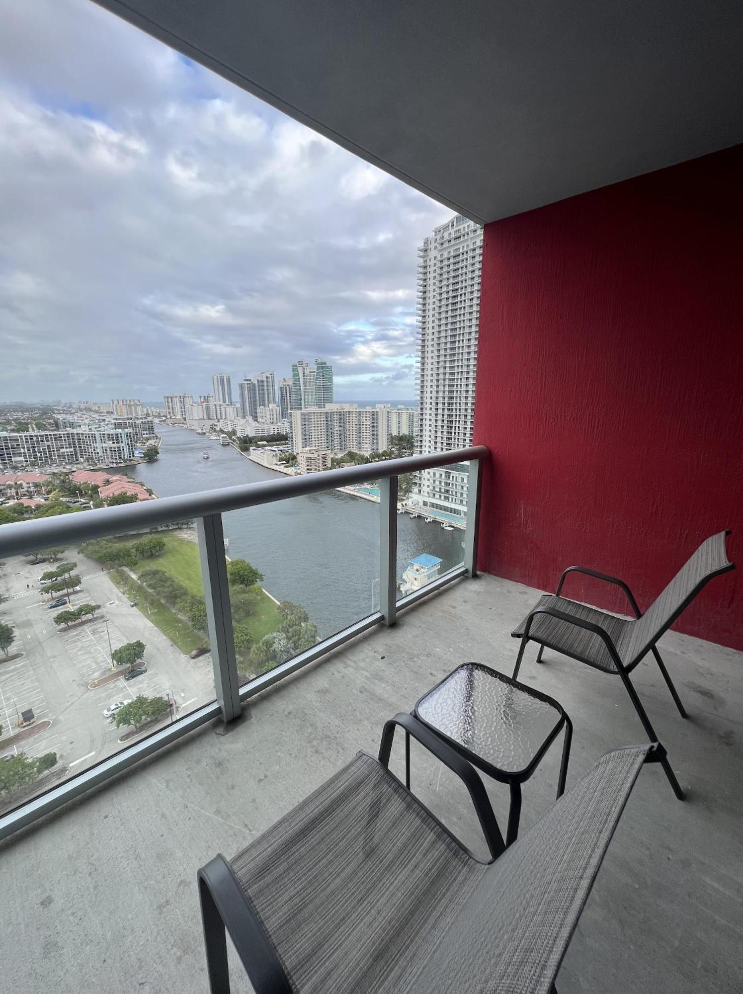 23Rd Floor Luxury & Spacious Beachwalk Resort Apartment With Amazing View Hallandale Beach Buitenkant foto