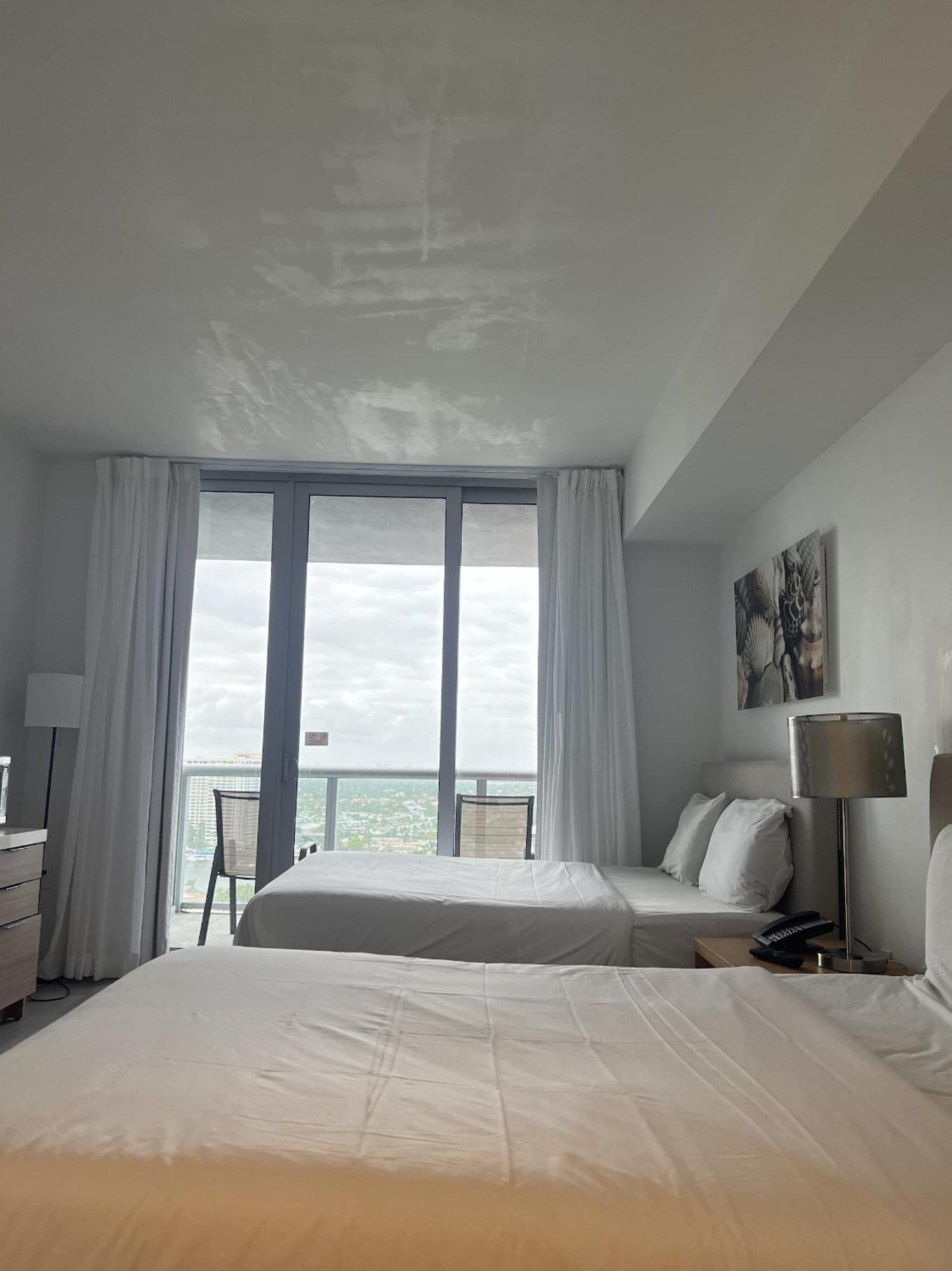 23Rd Floor Luxury & Spacious Beachwalk Resort Apartment With Amazing View Hallandale Beach Buitenkant foto